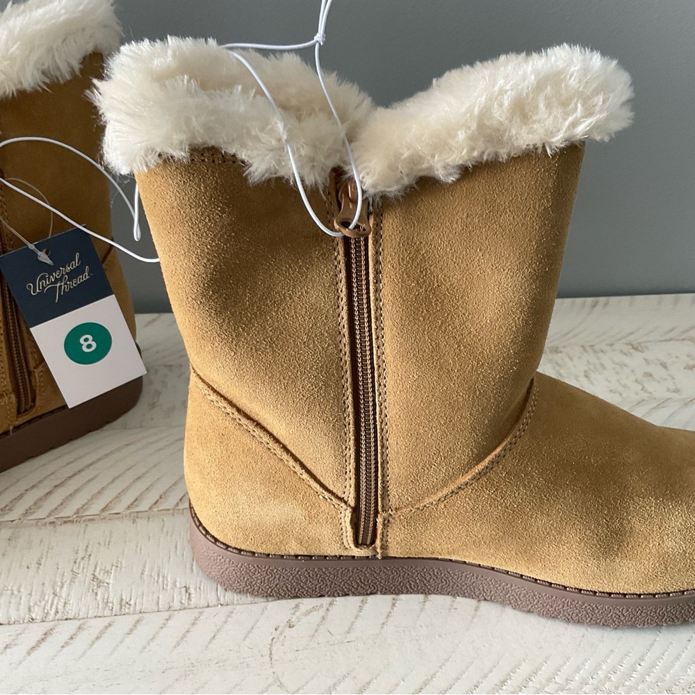 Universal Threads - Cat Boots - Genuine Leather - Size 8 - Picture 5 of 9